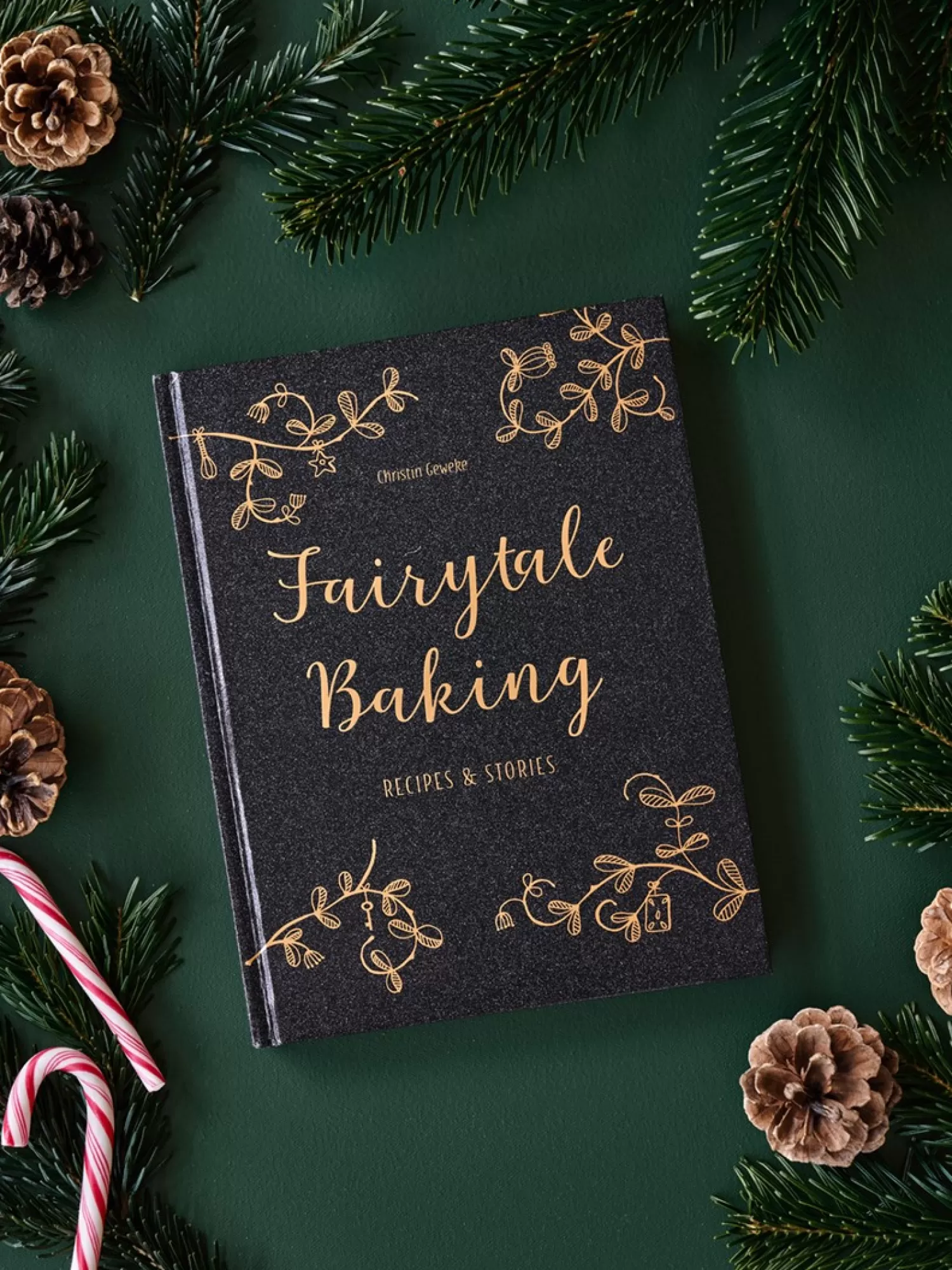 Fairytale Baking: Recipes & Stories*Søstrene Grene Hot