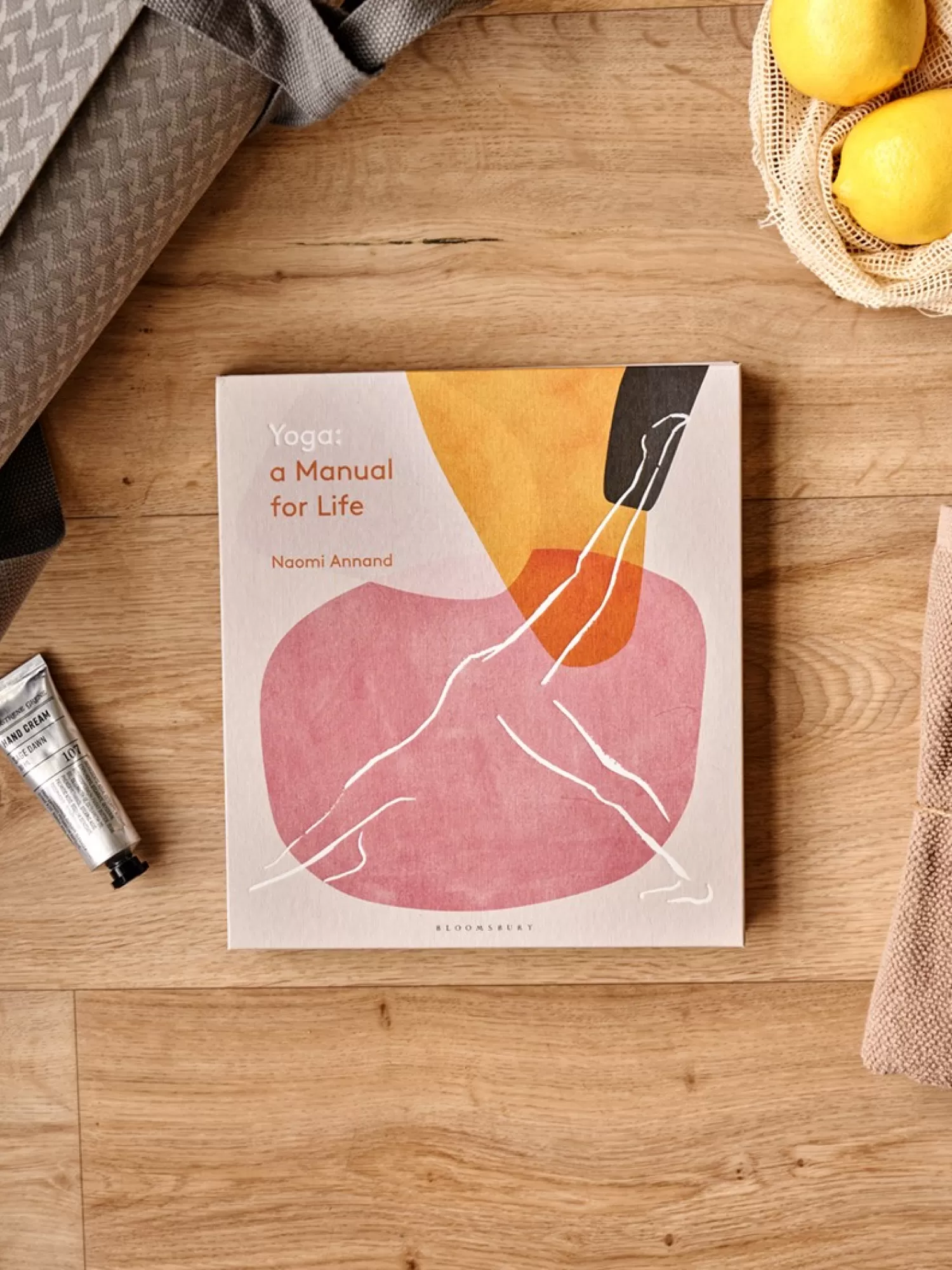 Yoga - A Manual For Life*Søstrene Grene Discount